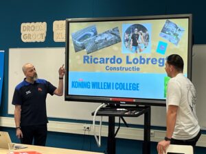 Diploma-uitreiking-februari-2025-Ricardo-2